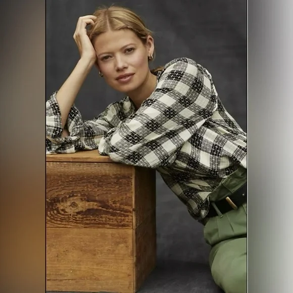 EUC Anthropologie Pilcro Breezy Black Plaid Button Down Top - Picture 3 of 4